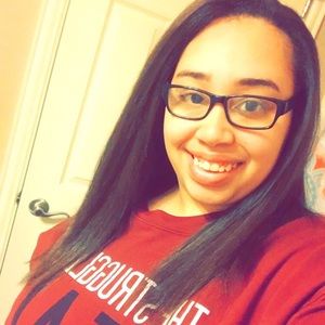 Meet your Posher, Monica